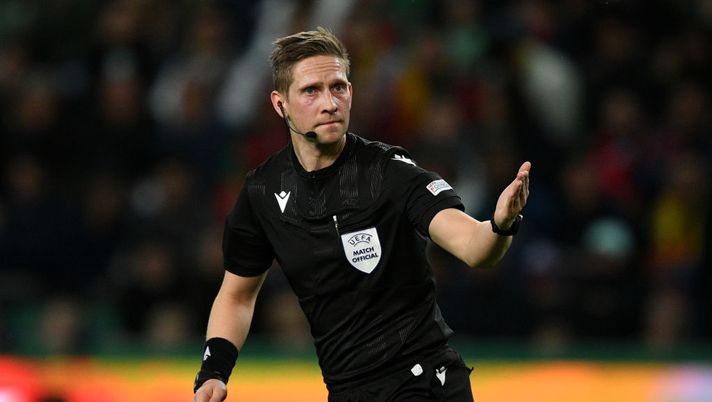 Roma-Slavia Praga, la moviola: giallo a Ndicka per fallo su Provod - immagine 1