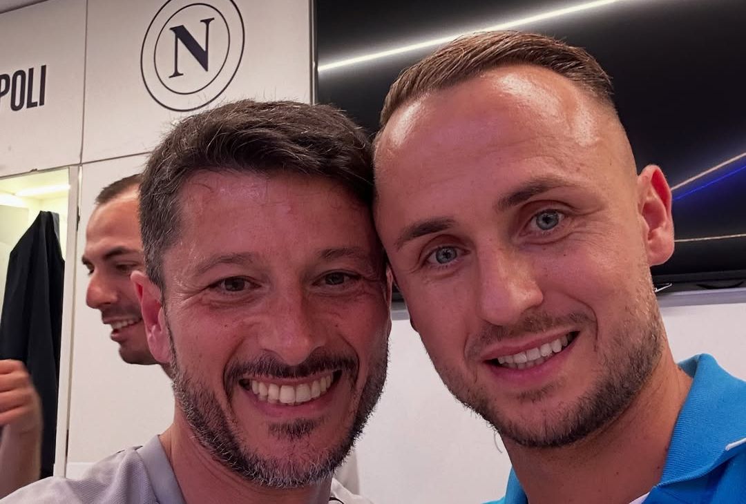 GALLERY La festa nello spogliatoio del Napoli: gli scatti dello staff azzurro - immagine 8