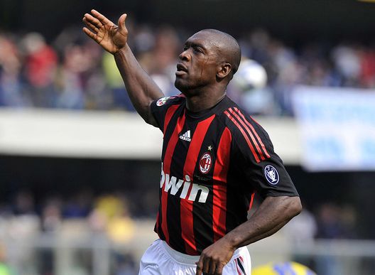 Clarence Seedorf in Chievo-Milan 0-1 dell'11 aprile 2009 (Foto di New Press/Getty Images) Reijnders-Verona-Milan