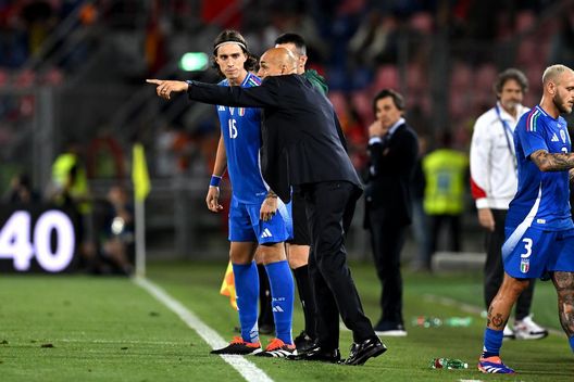Pistocchi sulla Nazionale: “Fischi inutili, si segua il campionato. Prima Spalletti si…”- immagine 1