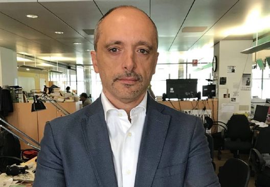 Pugno duro con Comolli? Capuano smonta la tesi sui social: “Si può serenamente dire che…” Pugno duro con Comolli? Capuano smonta la tesi sui social: “Si può serenamente dire che…” - immagine 1