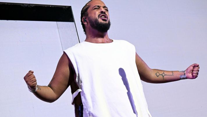 Cantante francese Slimane accusato di molestie da un tecnico - immagine 1