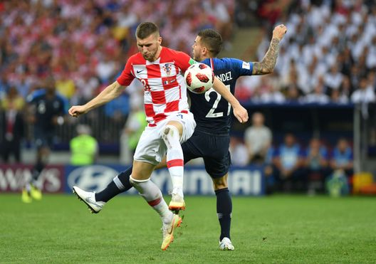 Rebic eroe silenzioso: estingue i debiti del suo paese e costruisce un asilo- immagine 3