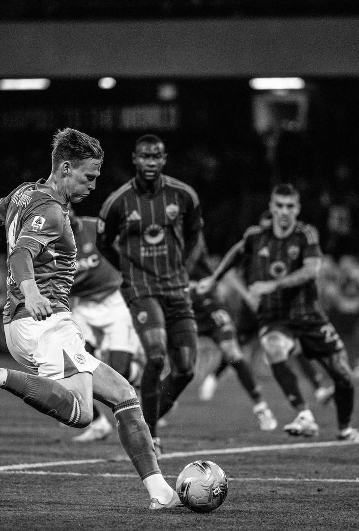 GALLERY Intensità ed emozioni in bianco e nero: gli scatti del match contro la Roma - immagine 9