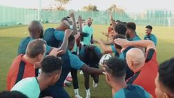 VIDEO / Passerella di “sberle” dai compagni: il divertente benvenuto a Mané all’Al Nassr