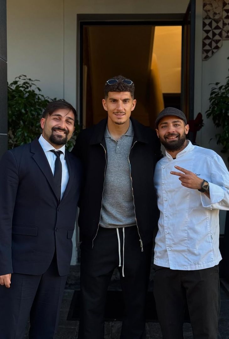 Capitan Di Lorenzo a pranzo a Casa Colonica a Portici