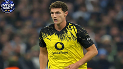BILD – Borussia Dortmund, primi contatti per Pavard: possibile assalto all’interista se…