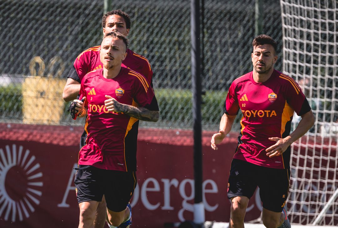 Trigoria, la ripresa degli allenamenti a -5 da Roma-Fiorentina – FOTO GALLERY - immagine 16