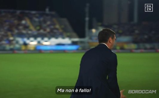 BORDOCAM – Fabregas: “Calma, siete l’Inter eh!”. Chivu furioso sul rigore. Dopo il gol di Dumfries…- immagine 4