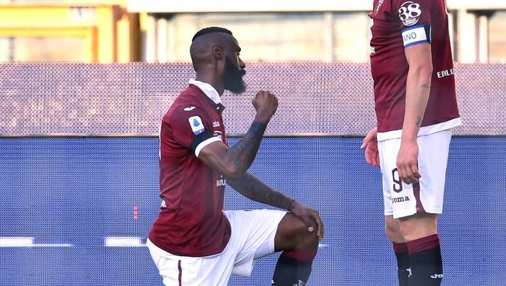 Torino-Parma, Nkoulou segna e si inginocchia: “E’ per mio fratello Floyd” - immagine 1