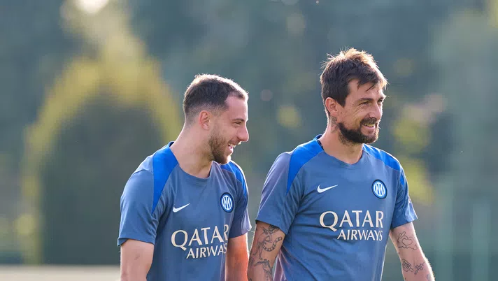 Inter, obiettivo Parma per Carlos Augusto e Acerbi. Uno dei due più avanti nel recupero - immagine 1