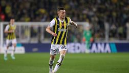 Il Napoli ha fatto un’offerta per Szymanski, la risposta del Fenerbahce: le cifre