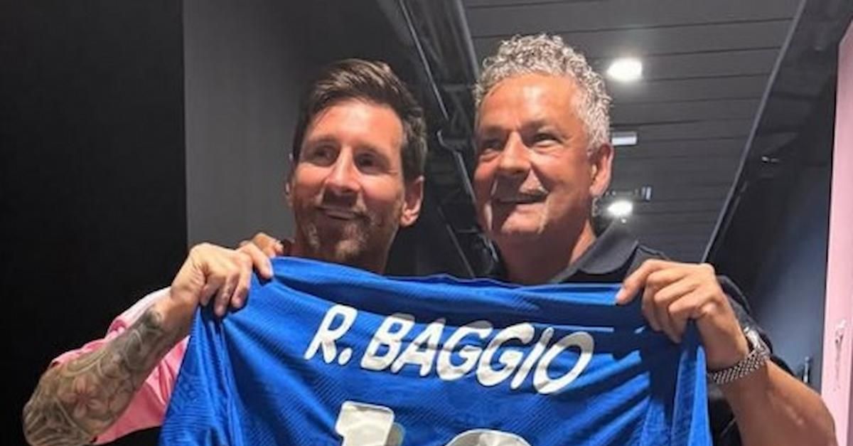 Mondiale per Club, incontro Messi-Baggio. L’argentino: “Una leggenda del calcio”