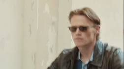 McTominay, lo spot per la Scozia a Napoli: ruba una pizza e corre in Vespa IL VIDEO