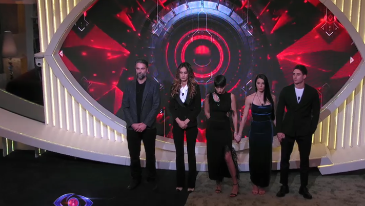 Grande Fratello, puntata giovedì 23 gennaio: tutto quello che è successo. Confronto Luca-Lorenzo Grande Fratello, puntata giovedì 23 gennaio: tutto quello che è successo. Confronto Luca-Lorenzo - immagine 1