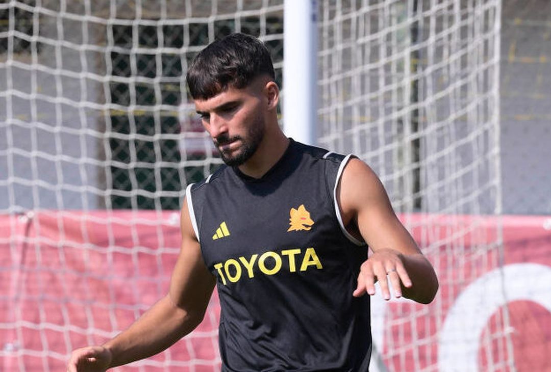 Roma, rifinitura prima della partenza per Cagliari – FOTO GALLERY - immagine 14