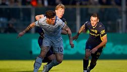 Serie A, i risultati delle 15.00: Udinese corsaro a Parma. Il Genoa vince di misura