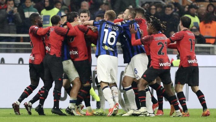 Milan-Inter, caos nel finale del derby: espulsi tre giocatori, squalificato anche Tomori - immagine 1