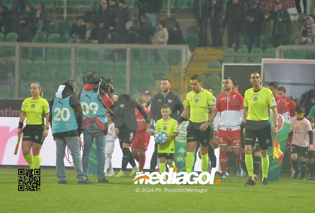 FOTO Palermo-Bari 3-0, 23ª giornata Serie B 2023-2024 (GALLERY) - immagine 27