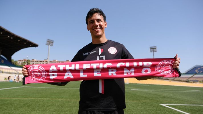 Ex Palermo, Ignacio Lores Varela è un nuovo giocatore dell’Athletic Club Palermo  Ex Palermo, Ignacio Lores Varela è un nuovo giocatore dell’Athletic Club Palermo - immagine 1