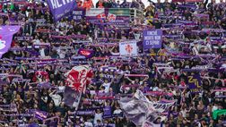 Fiorentina-Lecce, all’entrata in campo la Curva: “Tirate fuori le p***e”