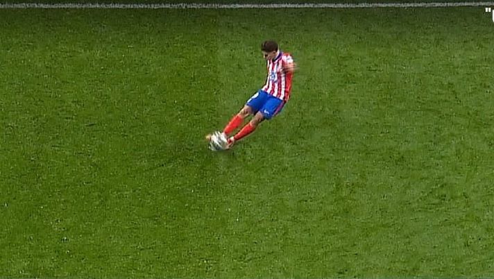 Uefa: “Il video conferma il doppio tocco di Alvarez ma cambieremo la regola” - immagine 1