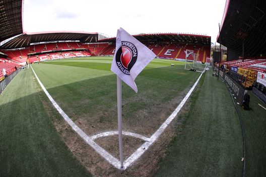 LONDRA, INGHILTERRA - 18 APRILE: Una vista generale di The Valley prima della partita di Sky Bet League One tra Charlton Athletic FC e Northampton Town FC al The Valley il 18 aprile 2025 a Londra, Inghilterra. (Foto di Pete Norton/Getty Images)