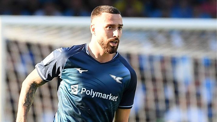 Mario Gila difensore SS Lazio obiettivo del Milan per il calciomercato estivo 2026