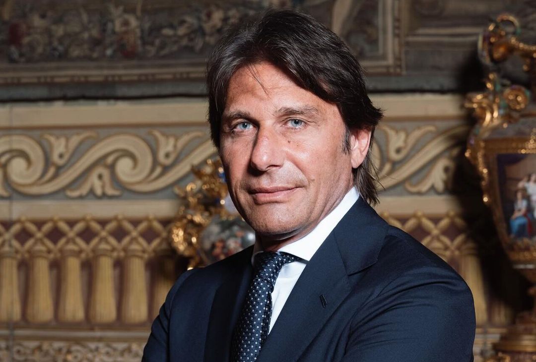 GALLERY Comincia l’Era Conte a Napoli: il club azzurro celebra il tecnico sui social - immagine 3