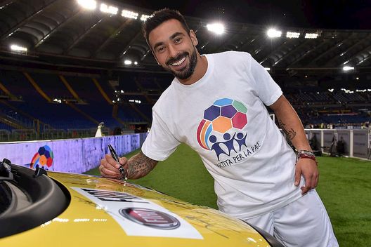 Lavezzi shock: è stato accoltellato e ora è ricoverato in ospedale, ma arrivano smentite- immagine 2