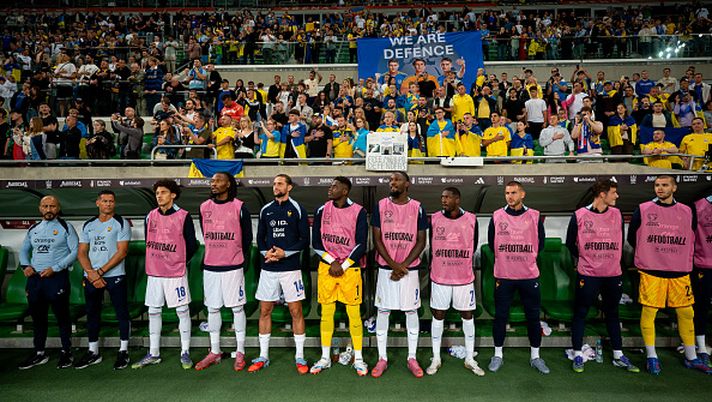 WROCLAW, POLAND - SEPTEMBER 5: Team of France seen on the bench during the anthem during the FIFA World Cup 2026 qualifier match between Ukraine and France at Tarczynski Arena on September 5, 2025 in Wroclaw, Poland. (Photo by Mateusz Slodkowski/Getty Images)  Rabiot Ricci