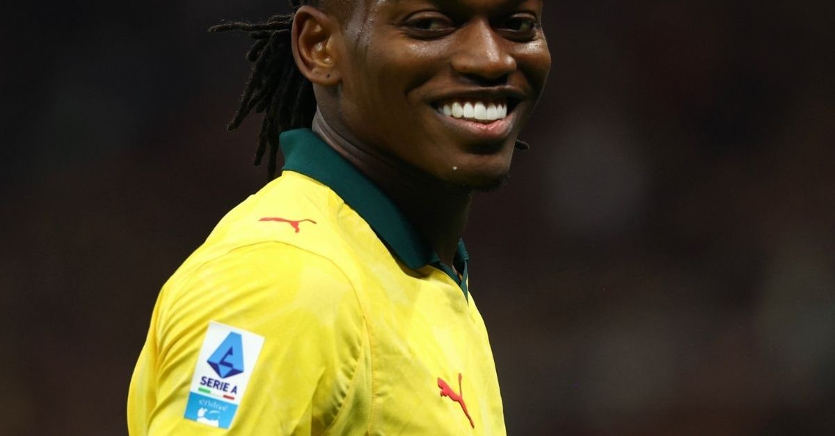 In campionato comanda il Milan: la doppietta di Leao manda ko Pioli. Ma è rabbia Fiorentina In campionato comanda il Milan: la doppietta di Leao manda ko Pioli. Ma è rabbia Fiorentina