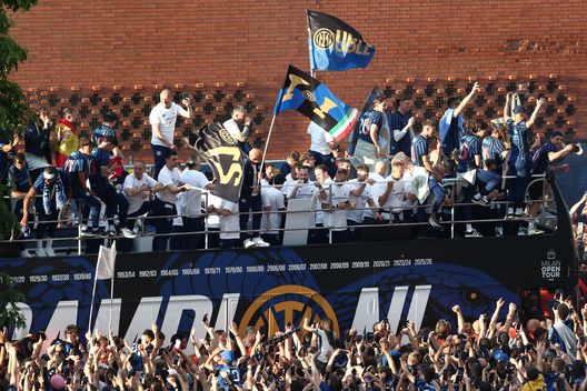 Inter, Zhang: “Sempre uno di voi. Vinti due incredibili trofei, un enorme grazie a…”- immagine 2