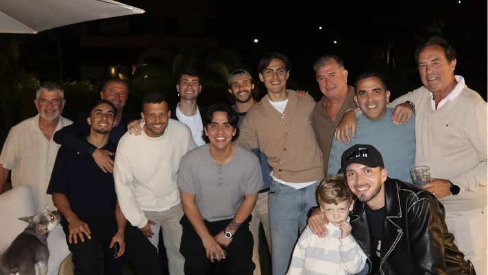 Soulé, festa in famiglia per i 23 anni: presenti anche Hermoso e Dybala - immagine 1