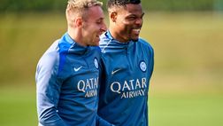 Frattesi operato, Dumfries lo prende in giro: “Peccato per i piedi”