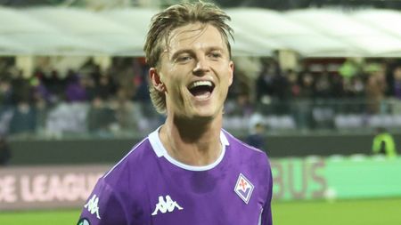GERMOGLI PH: 27 NOVEMBRE 2025 FIRENZE STADIO ARTEMIO FRANCHI CONFERENCE LEAGUE FIORENTINA VS AEK ATENE NELLA FOTO GOL ANNULLATO ALBERT