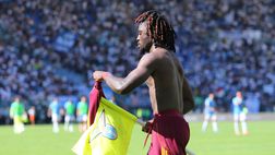 Koné fa impazzire la Lazio. Cataldi gli lancia la borraccia: cosa è successo nel finale