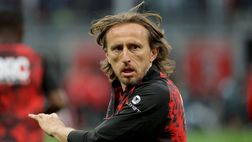 FLASH – Milan, colpo alla testa e cambio obbligato per Modric: cos’è successo contro la Juve