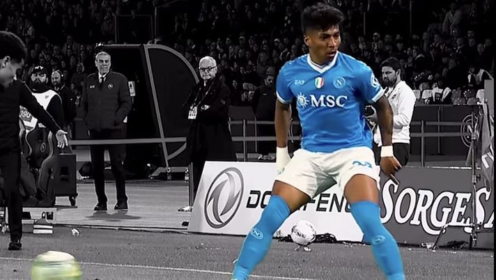 Screenshot Alisson Santos no look! La giocata che ha deciso Napoli-Milan IL VIDEO - immagine 1