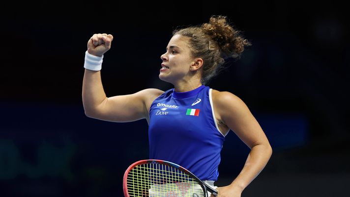 SHENZHEN, CHINA - SEPTEMBER 21: Jasmine Paolini of Italy celebrates after scoring a point during match 2 against Jessica Pegula of United States in the Billie Jean King Cup by Gainbridge Finals 2025, Final match between Italy and USA at Shenzhen Bay Sports Centre Arena on September 21, 2025 in Shenzhen, China. (Photo by Zhe Ji/Getty Images for Billie Jean King Cup) Tennis, WTA Pechino: dove vedere il torneo in diretta tv e streaming live gratis - immagine 1