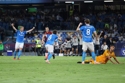 Napoli, Lucca elogia Conte: “È un top nel mondo. Un gruppo così non l’ho mai avuto”- immagine 2