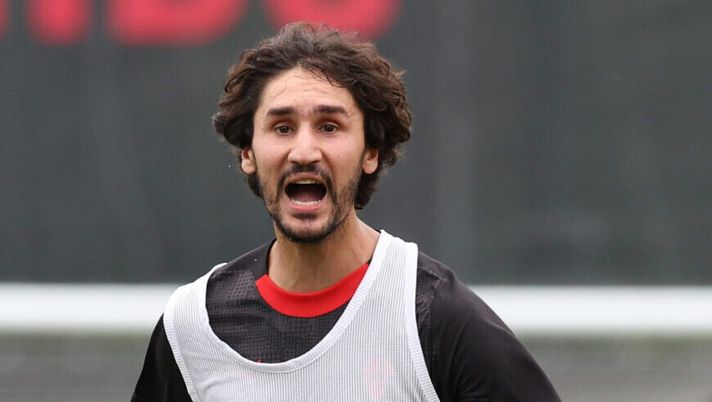 CAIRATE, ITALY - JULY 19: Yacine Adli of Milan Futuro in action during at AC Milan training session at Milanello sports center at Milanello on July 19, 2025 in Cairate, Italy. (Photo by Claudio Villa/AC Milan via Getty Images) Adlì