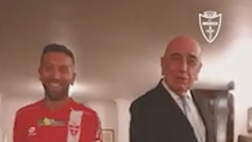VIDEO / Galliani show: balla la Papu Dance!