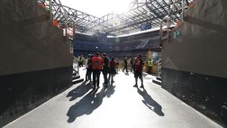 Tifosi Milan in pena, anche Emma costretta a lasciare lo stadio 20 minuti prima…