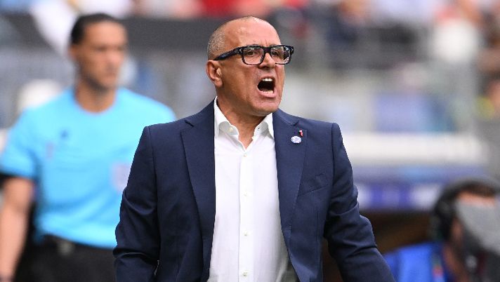 Calzona: “In cosa deve migliorare Kvaratskhelia, vincerà il Pallone d’Oro se…” - immagine 1