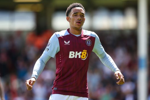 Il Burnley al passo coi tempi, ecco l’annuncio di Aaron Ramsey in stile “Barbie”- immagine 2