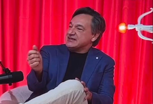 Caressa e l’aneddoto che lo ha imbarazzato: “Una coppia voleva una foto e lui mi mostra…” - immagine 1