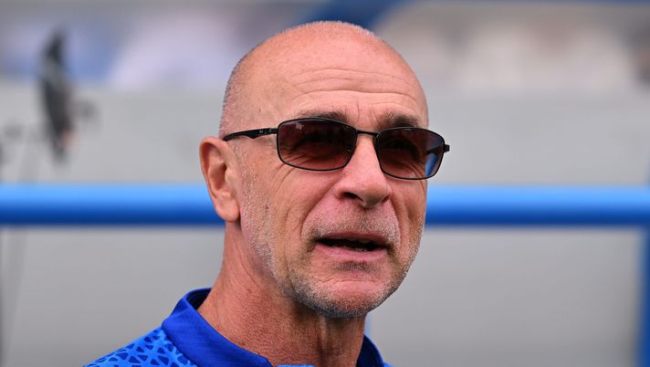 REGGIO NELL'EMILIA, ITALY - MAY 19: Davide Ballardini head coach of US Sassuolo during the Serie A TIM match between US Sassuolo and Cagliari at Mapei Stadium - Citta' del Tricolore on May 19, 2024 in Reggio nell'Emilia, Italy. (Photo by Alessandro Sabattini/Getty Images) Sentite Galbiati: “Alla Fiorentina serve Ballardini o un nome simile” - immagine 1