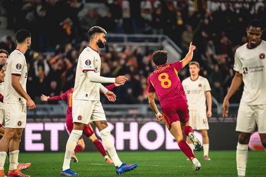 Getty Images Roma, vittoria con il brivido finale: Midtjylland ko 2-1. Gasp sale a quota 9 punti- immagine 2