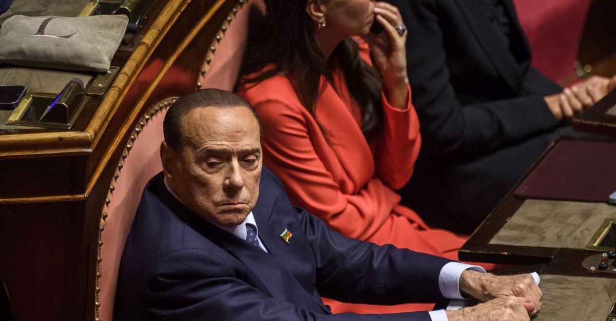 “Due anni senza Silvio”: Mediaset omaggia Berlusconi con uno speciale in tv “Due anni senza Silvio”: Mediaset omaggia Berlusconi con uno speciale in tv